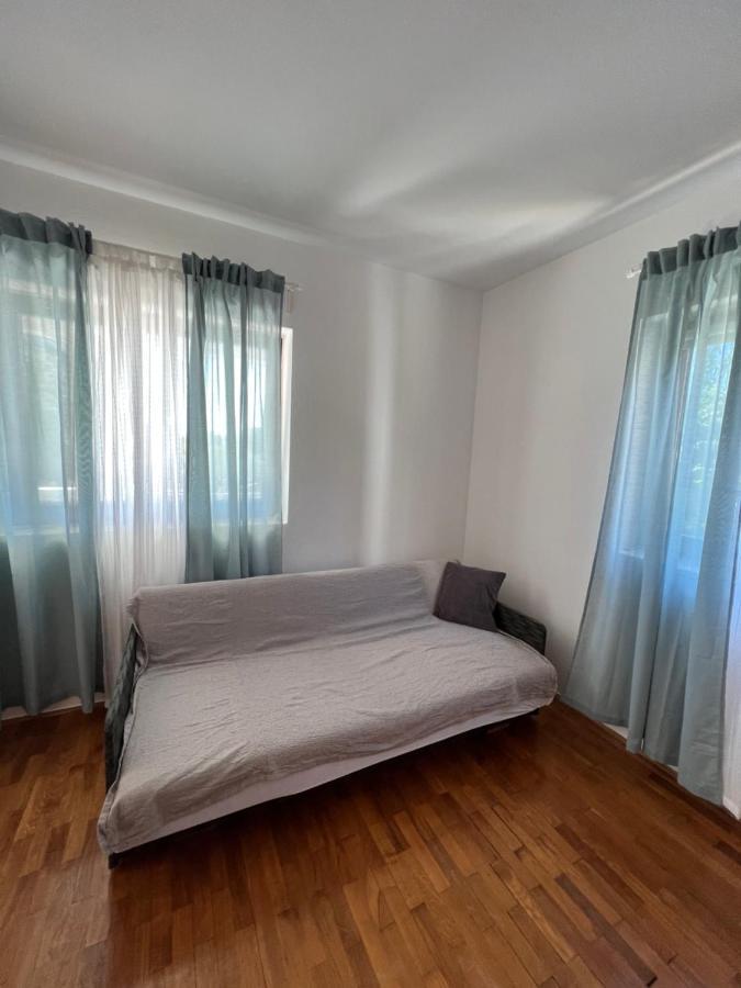 Apartments Antolkovic Ugljan Exterior photo
